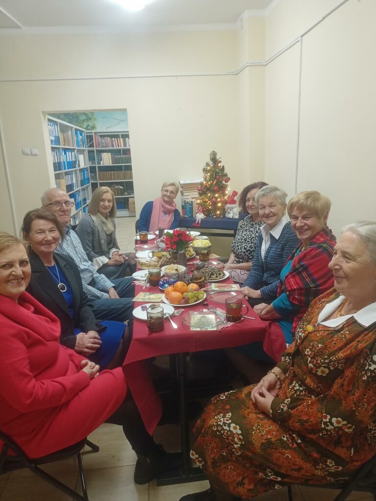 Grudniowe spotkanie Dyskusyjnego Klubu Książki - 16.12.2022 r.